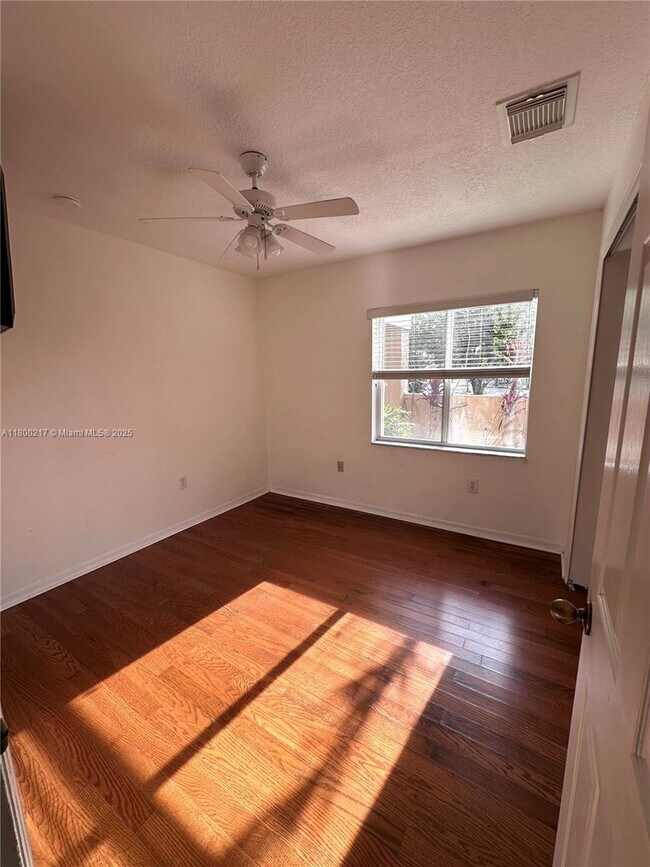 Building Photo - 491 NW 188th Terrace