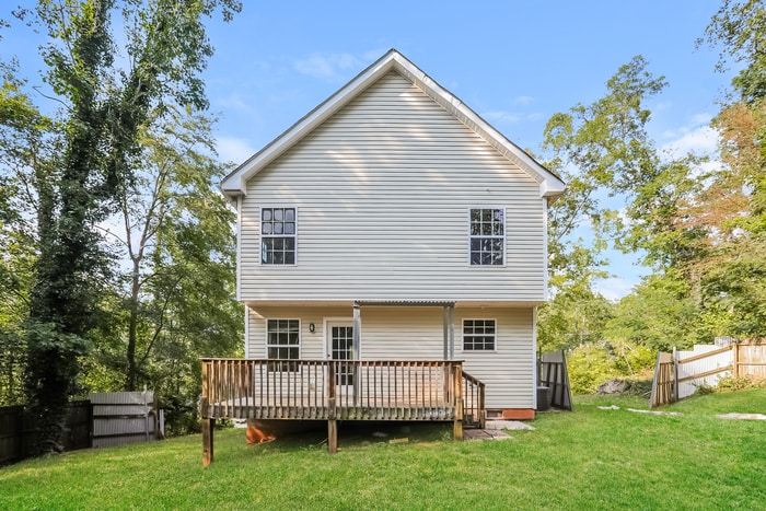 Building Photo - 120 Apache Dr