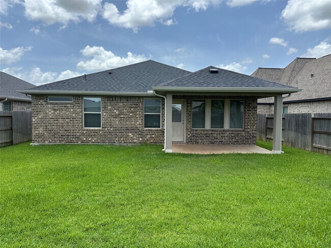 Building Photo - 20822 Little Sebastian Trl