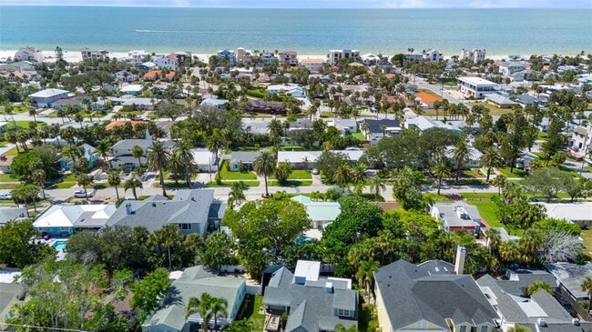 Building Photo - 759 Lantana Ave