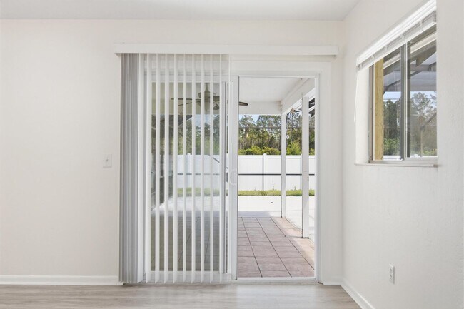 Building Photo - Amazing Pool Home!