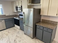 Building Photo - 104 Rene Dr