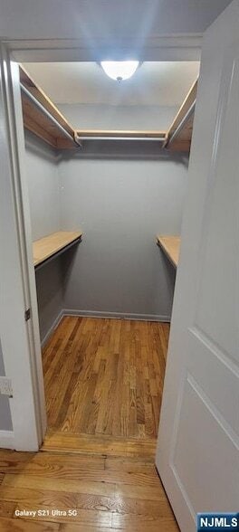 Building Photo - 115 River Rd