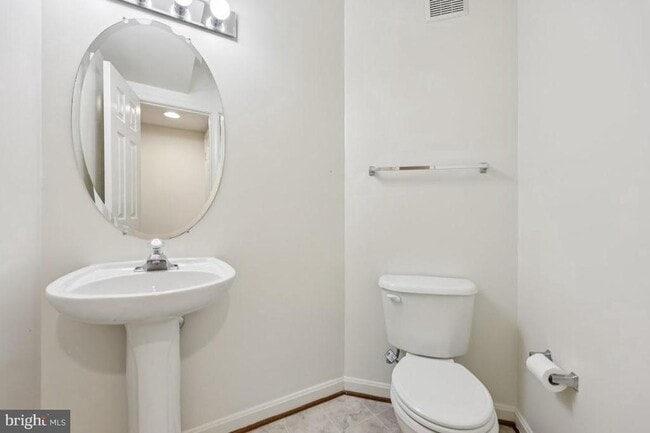 Building Photo - 6310 Cullen Pl