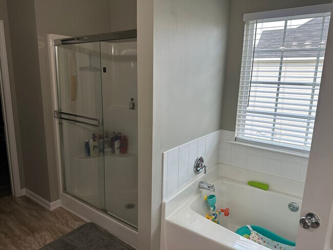 Building Photo - 26 Apache Trail