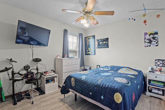 Building Photo - 116 Bayhill Blvd