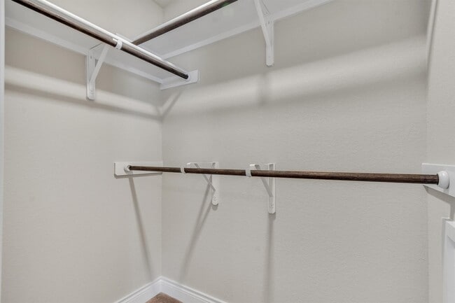 Building Photo - 421 Chinkapin Trail