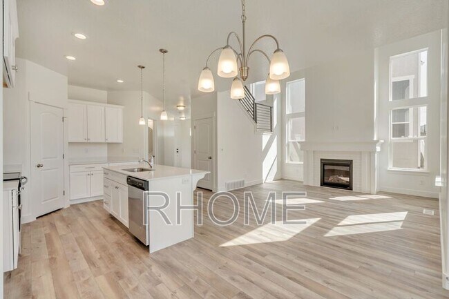 Building Photo - 16106 S Bodmin Way