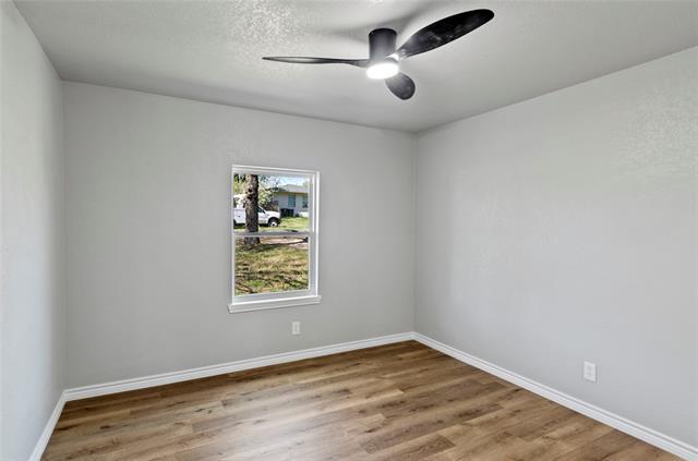 Building Photo - 131 Long St