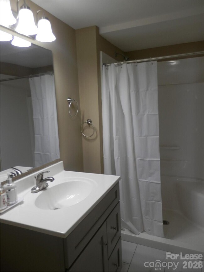 Building Photo - 67 Barber St NW