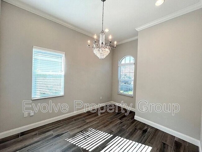 Building Photo - 15 Sandpiper Ln