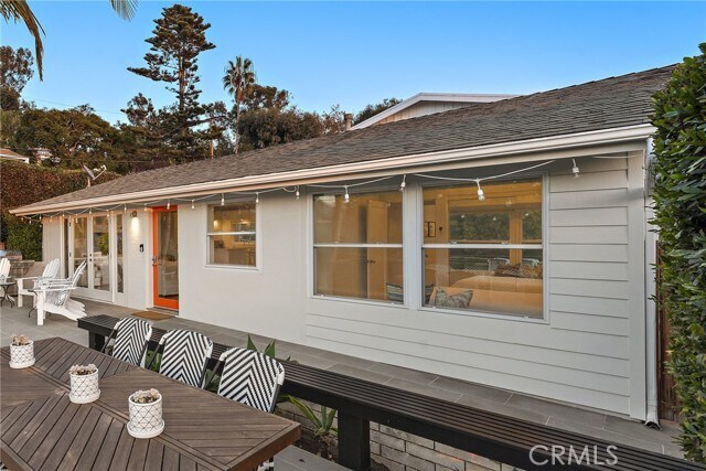 Building Photo - 595 Bluebird Canyon Dr