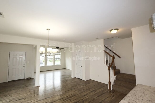 Building Photo - 10506 Marions Way
