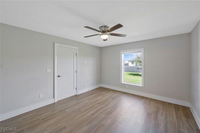 Building Photo - 2806 22nd St W