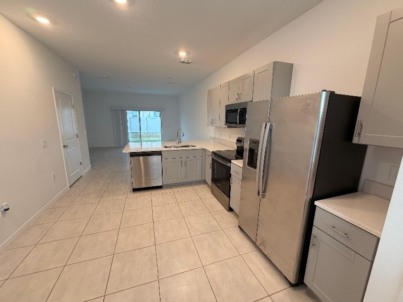 Building Photo - 3068 Skyline Lp