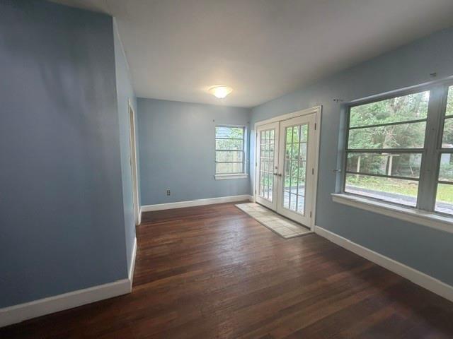 Building Photo - 2850 Exter Dr