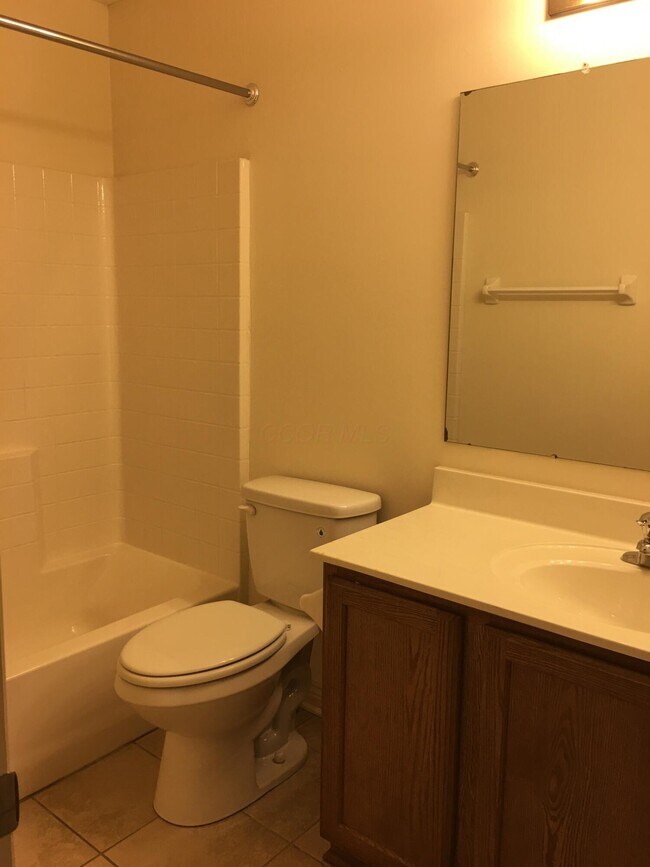 Building Photo - 2715 Rinaldi Dr