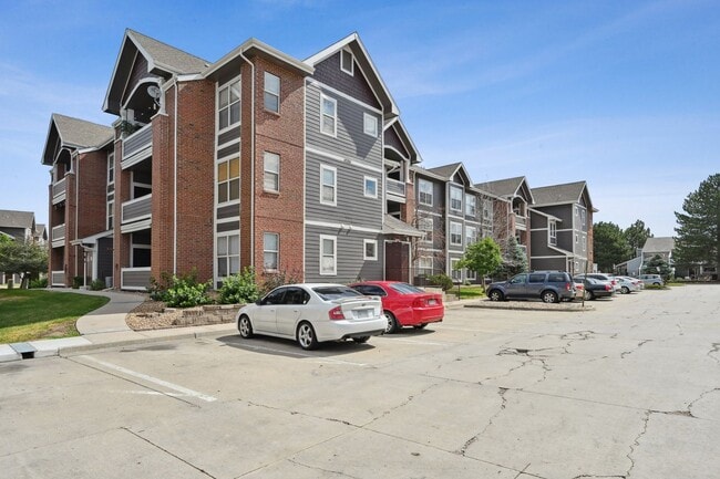 Building Photo - 3 Bedroom Condo in Aurora