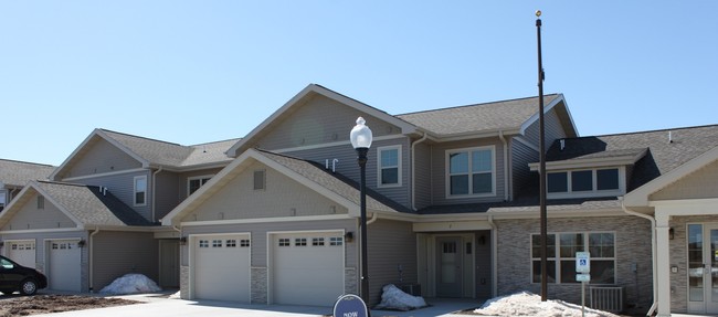 Building Photo - Pleasant View Townhomes