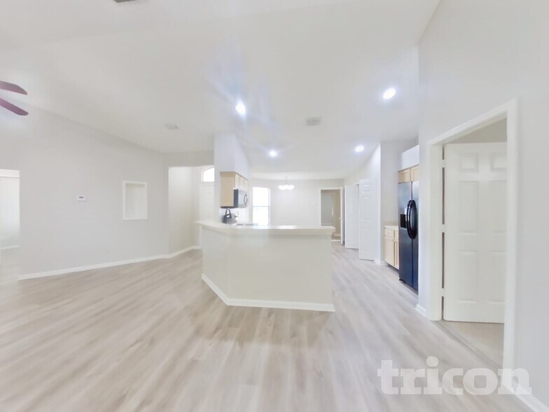 Building Photo - 2024 Farm Way