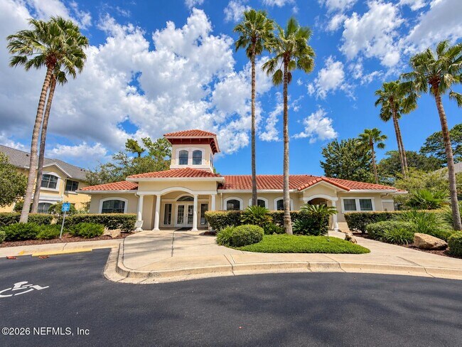 Building Photo - 2521 Vista Cove Rd