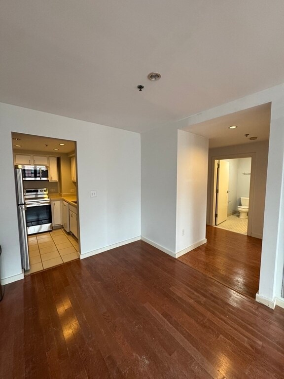 Building Photo - 534 Commonwealth Ave