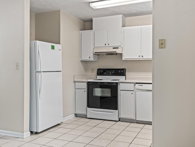 Building Photo - 8760 Minnow Creek Dr