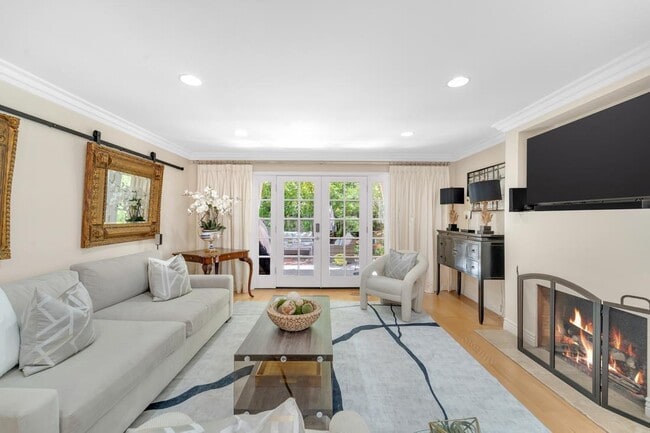 Building Photo - 600 Pennsylvania Ave