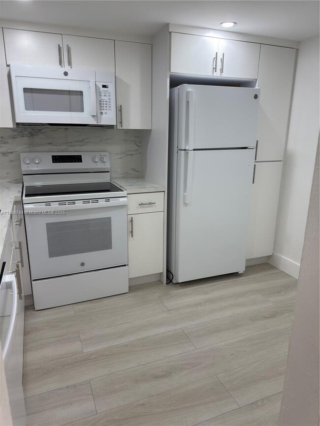 Building Photo - 11291 SW 88th St