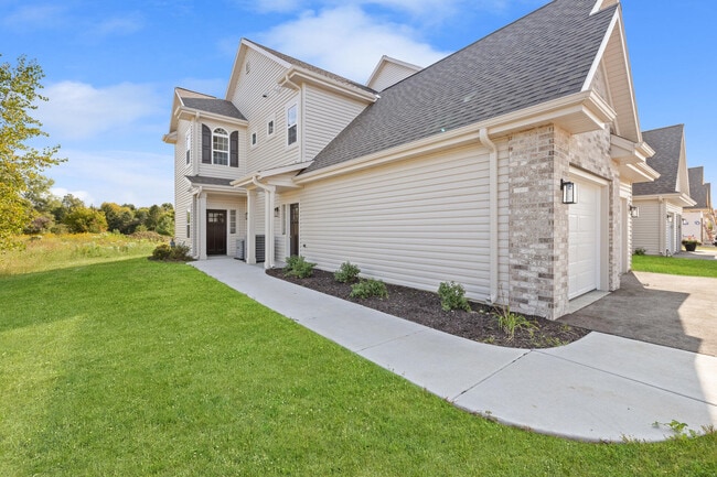 Building Photo - 1824 Horseshoe Ln