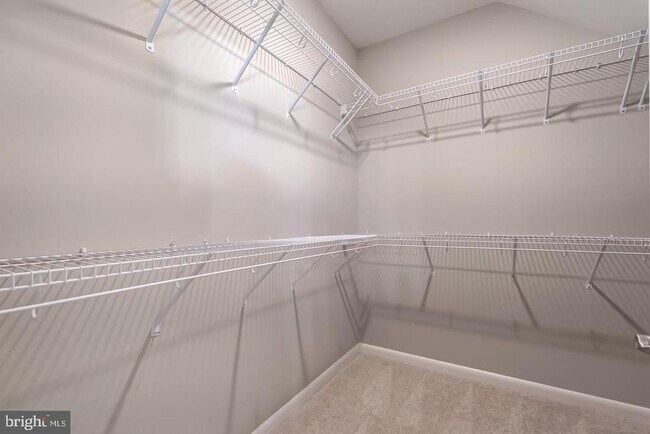 Building Photo - 44848 Tiverton Sq