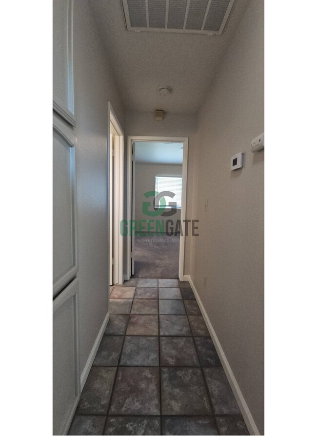 Building Photo - Now Available! Spacious 3 Bedroom, 2 Bathroom Home.