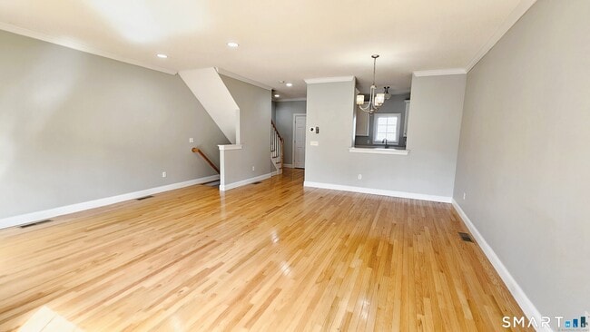 Building Photo - 1158 Hartford Turnpike
