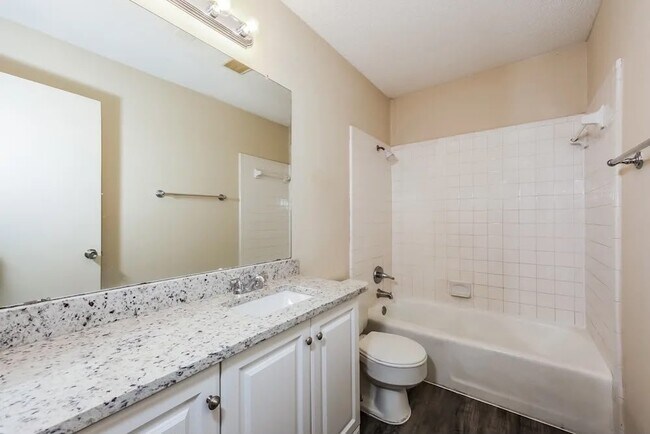 Building Photo - 6212 Berlinetta Dr