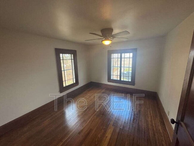 Building Photo - 6916 Billwood Hwy