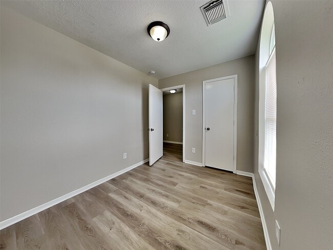 Building Photo - 15019 Easingwold Dr