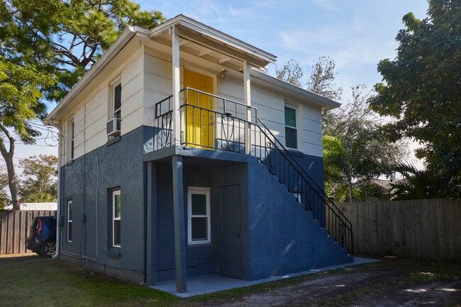Building Photo - 2439 8th Ave N