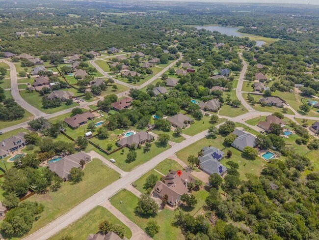 Building Photo - 190 Deer Creek Dr