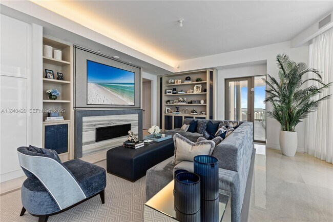 Building Photo - 17901 Collins Ave