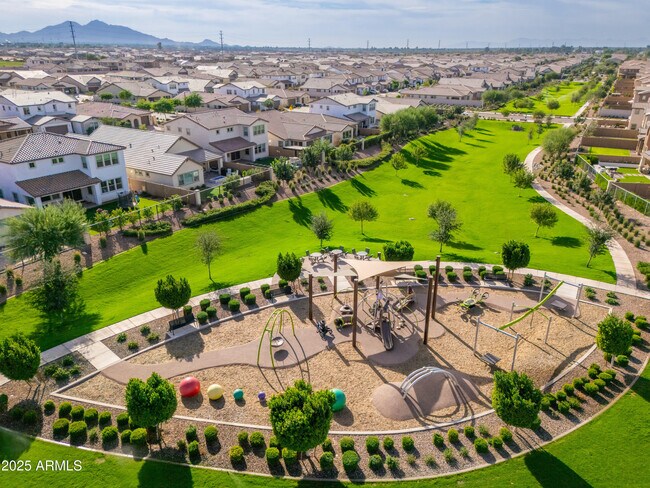 Building Photo - 21357 E Macaw Dr