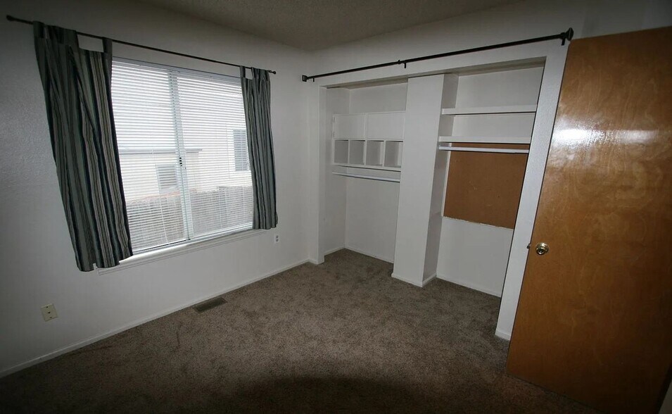 Building Photo - 3958 W 126th Ave