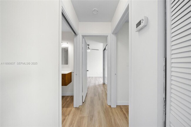 Building Photo - 485 NW 210th St