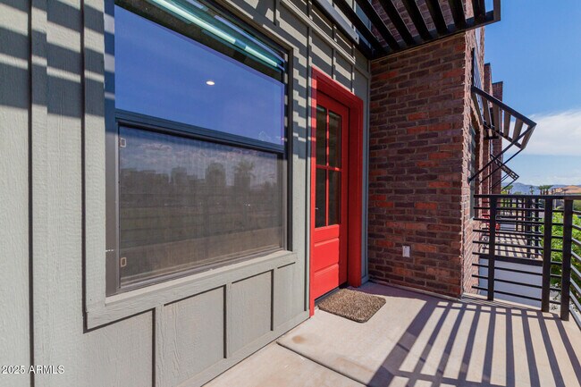 Building Photo - 475 N 9th St