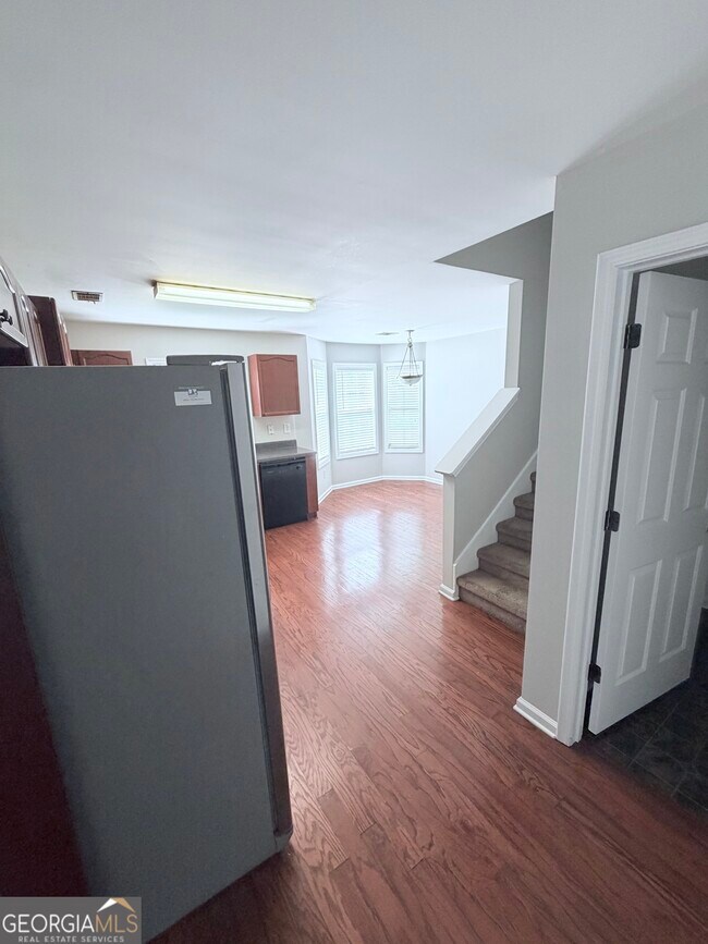Building Photo - 3816 Landing Terrace