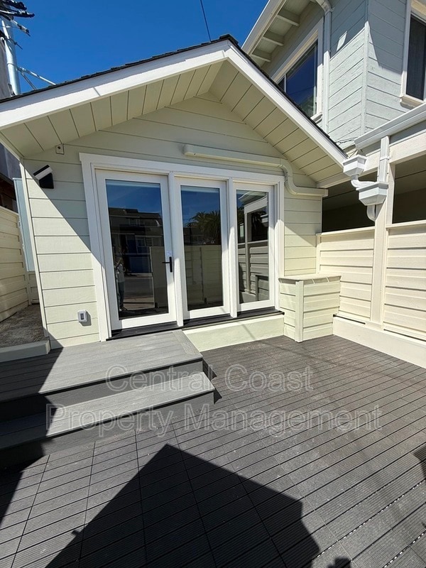 Building Photo - 404 Grand Ave