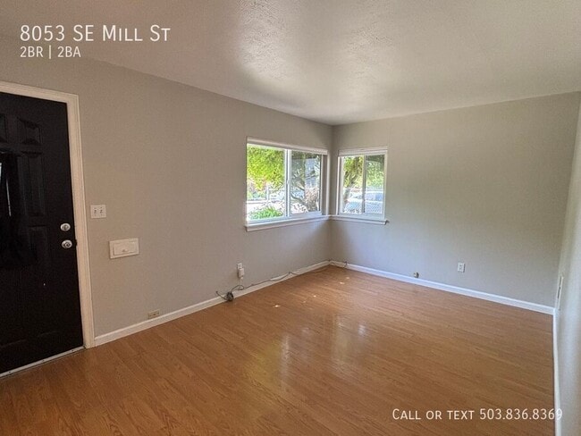 Building Photo - 8053 SE Mill St