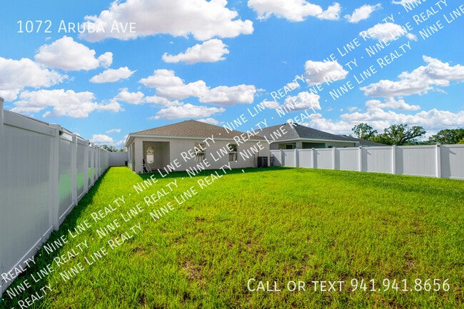 Building Photo - 1072 Aruba Ave