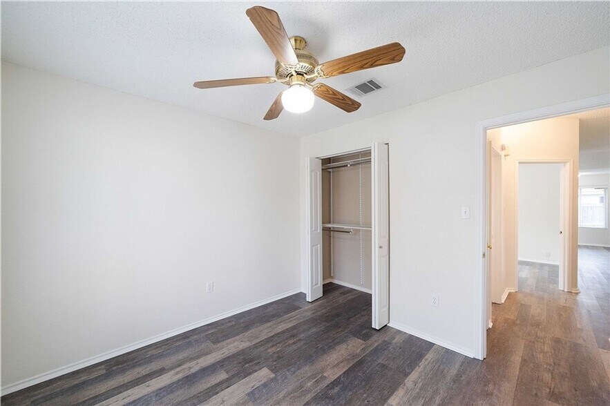 Building Photo - 20902 Gelding Ln