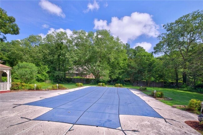 Building Photo - 3408 Montgomery Pl