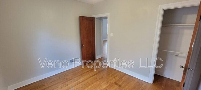 Building Photo - 186 Winthrop Ave